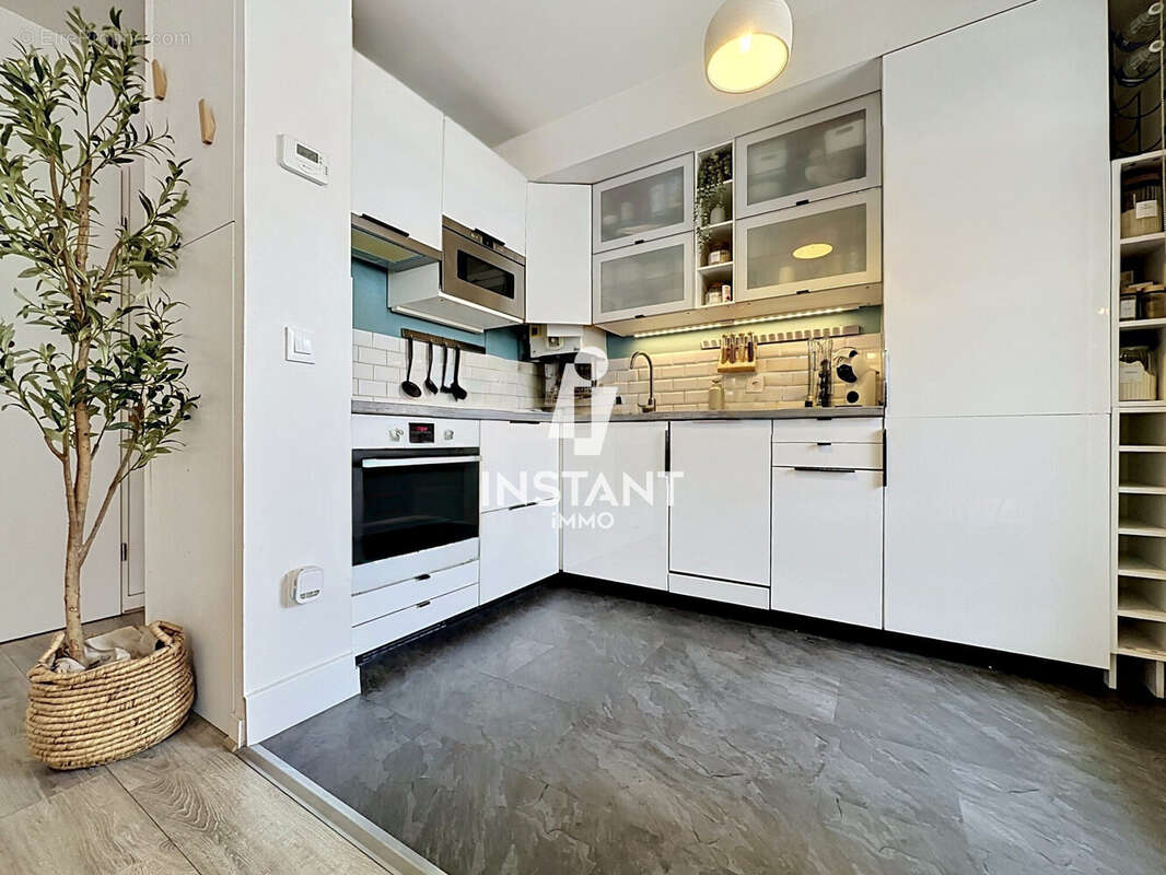 Appartement à TORCY