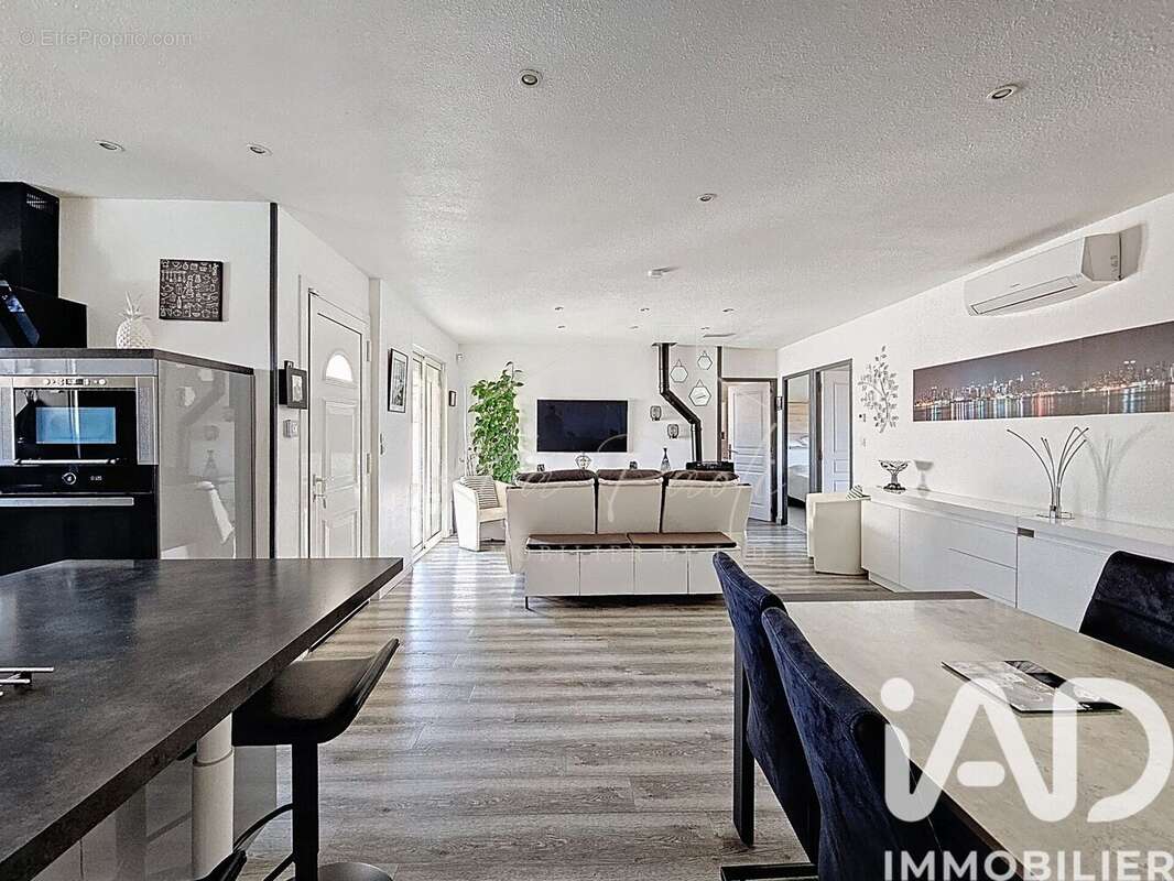 Photo 4 - Maison à SAUVIAN