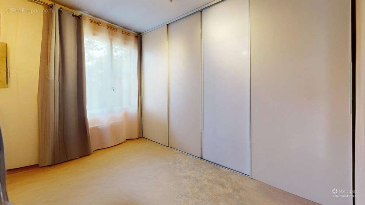 Maison à SAINT-SULPICE-DE-POMMERAY