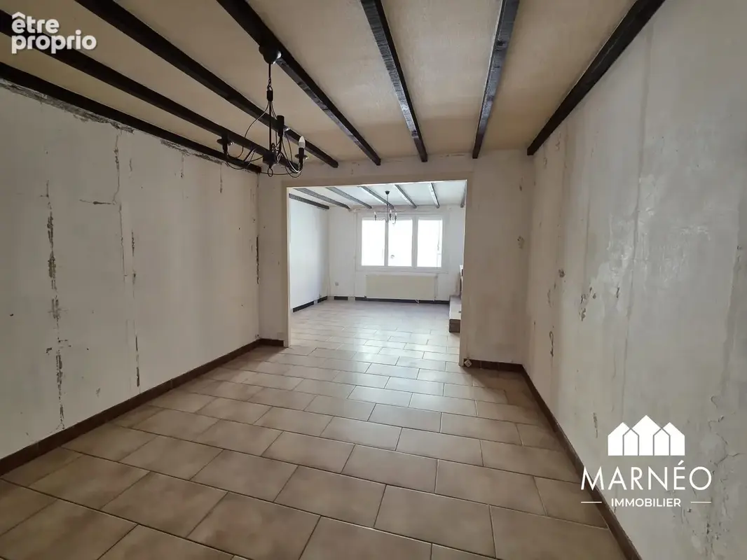 Maison 6 pièces 137 m² à vendre à Chalons-En-Champagne (51000) - photo 4