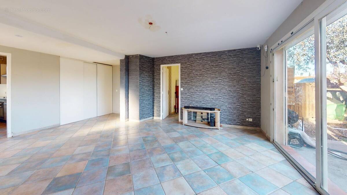 Appartement à ESPIRA-DE-L'AGLY