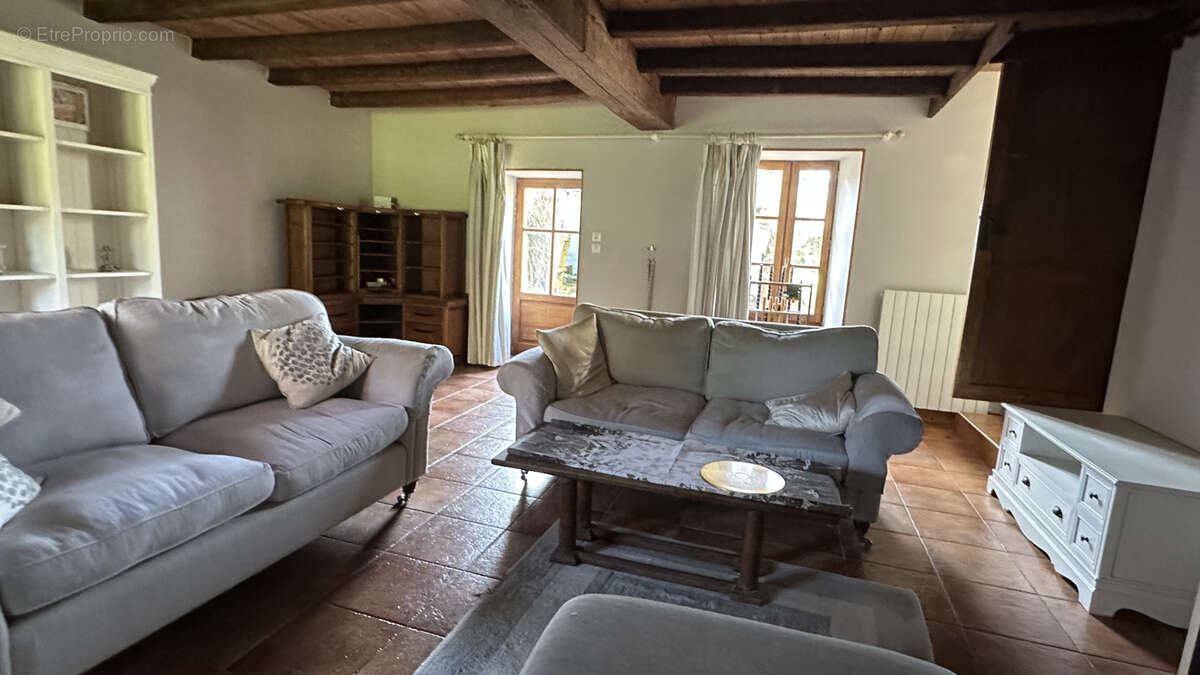 Maison à AUTHON-EBEON