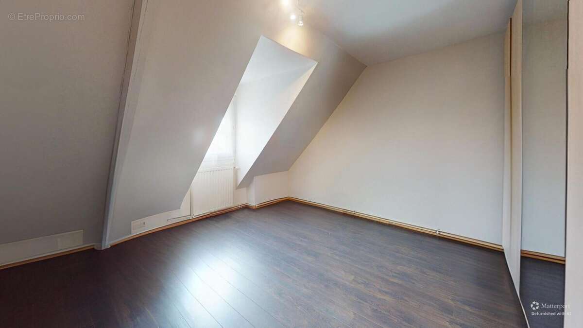 Maison à CHICHEBOVILLE