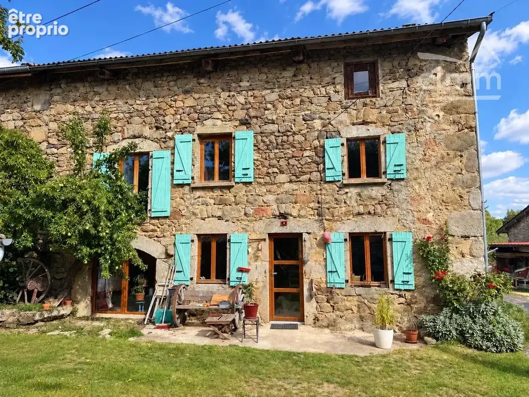 Photo Maison à Medeyrolles au prix de 149 000€