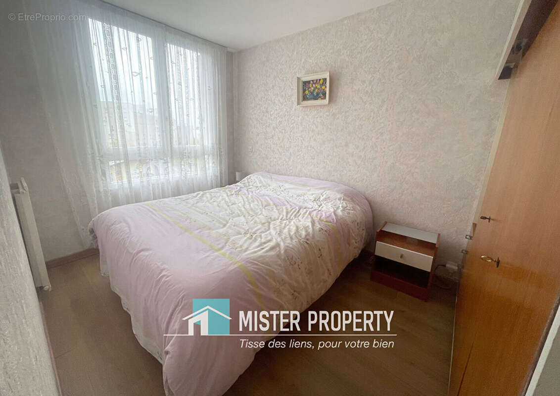 Appartement à SARTROUVILLE