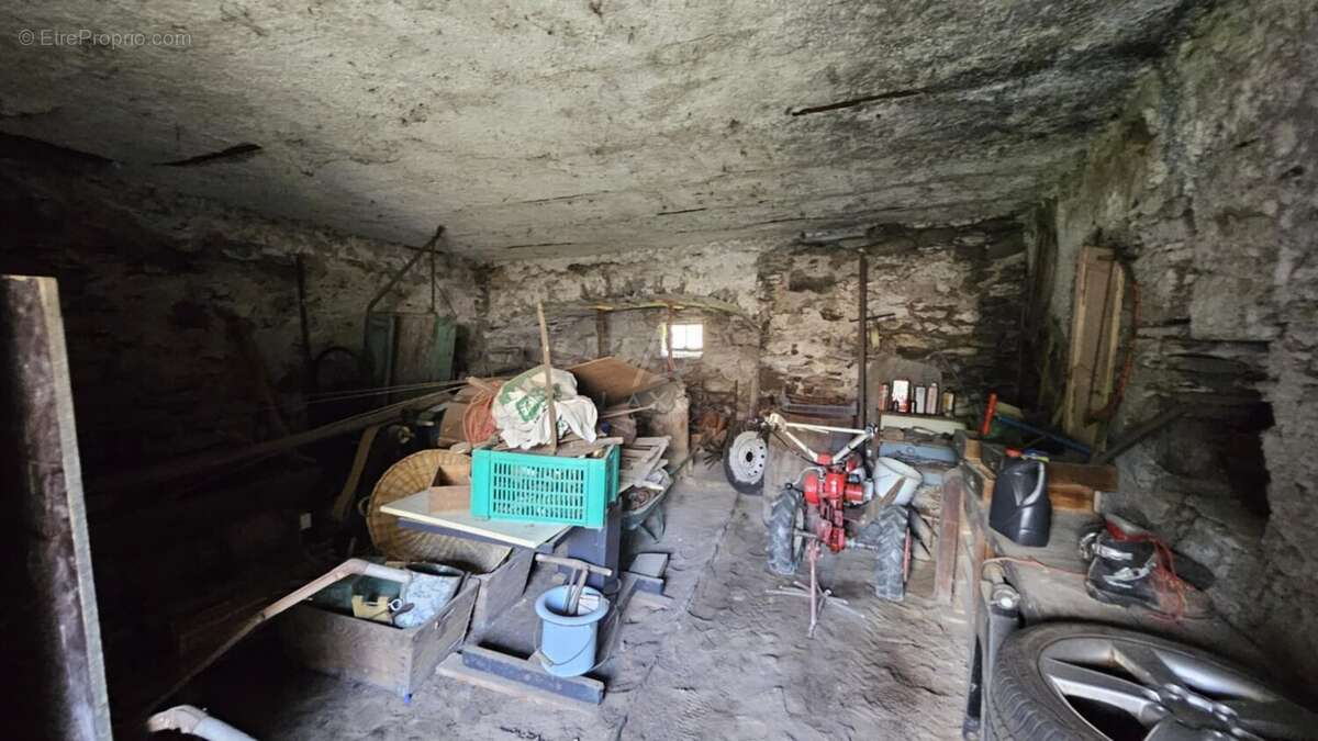 Grange à fort potentiel  Centre de Rognaix (73730 - Savoie) - photo 5