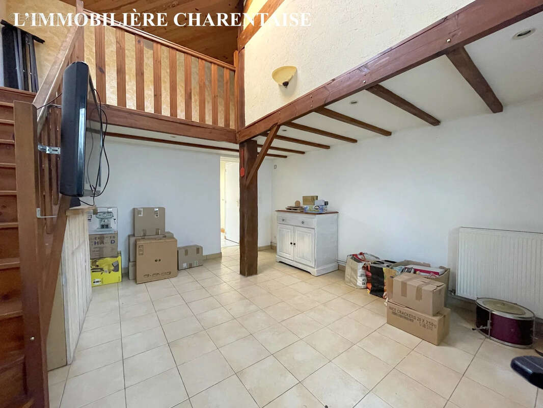 Appartement à SAUJON