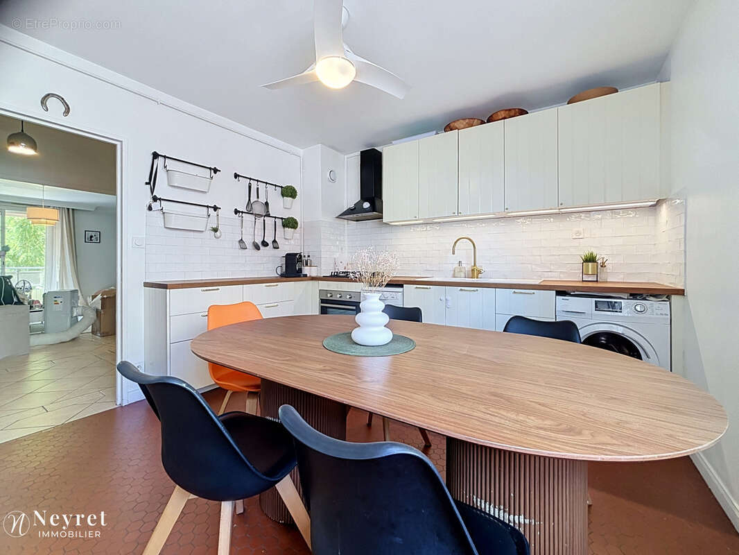 Appartement Lyon 7 - T3 68m2 - 2 chambres - balcon - photo 5