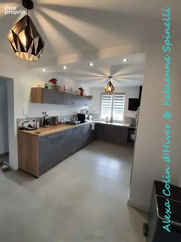 Maison surélevée sur sous-sol total dans village recherché - photo 5