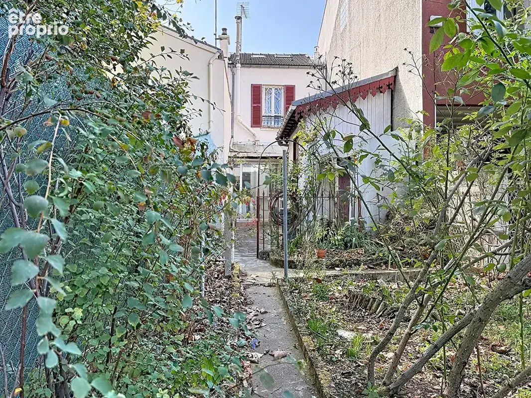 Montreuil, 400 metres du metro croix de chavaux, maison annees 30 avec veranda, sous-sol, jardin, remise et atelier - photo 9