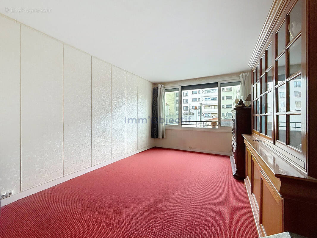 Appartement à PARIS-12E