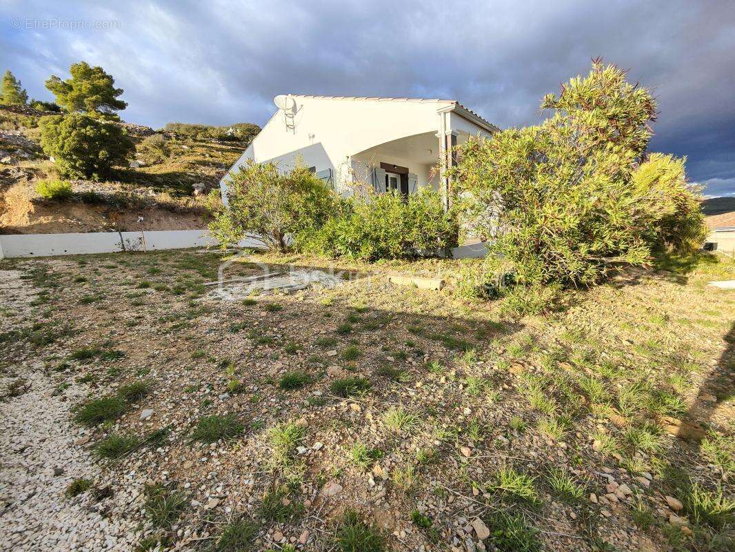 Maison à MONTREDON-DES-CORBIERES