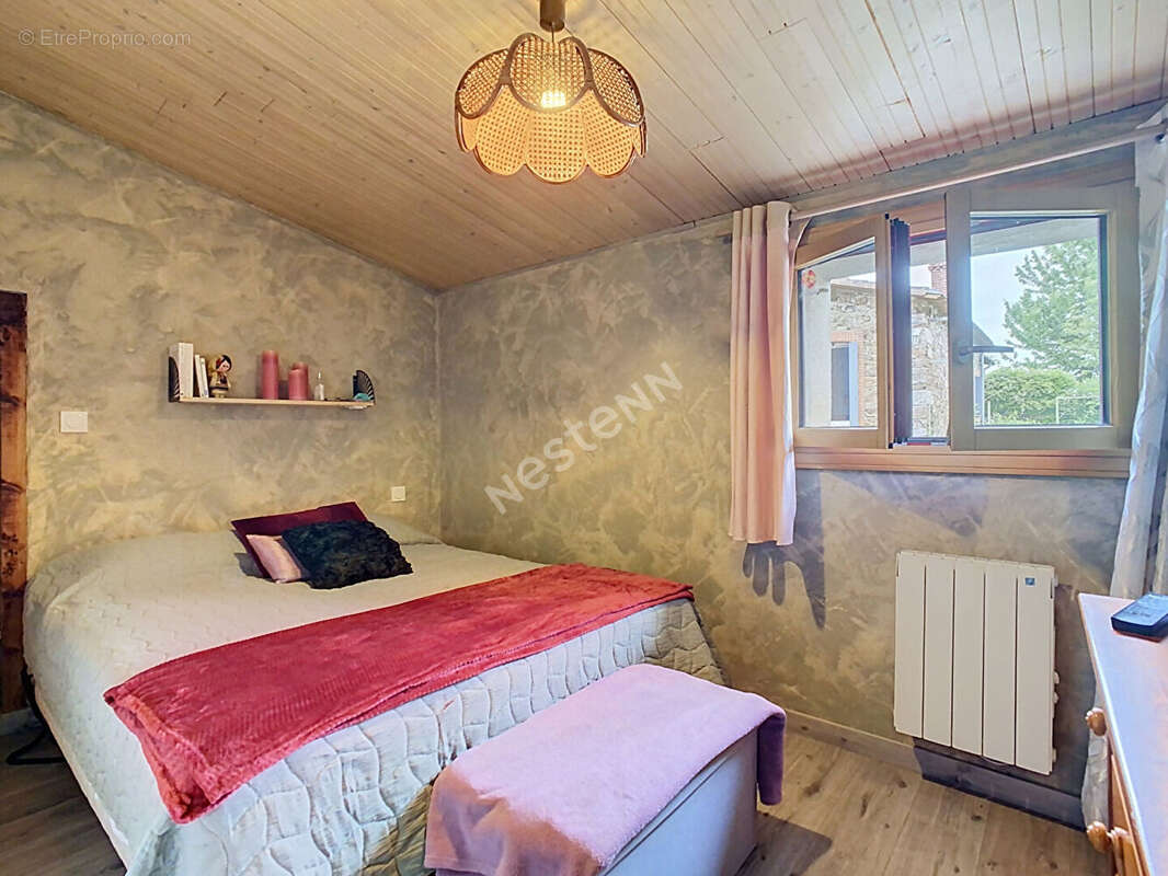 Maison Mouzillon  À seulement 5 minutes de Clisson ; À 5 minutes de Vallet ; À 4 minutes de l'axe Nantes?Cholet ; À 25 minutes d - photo 14