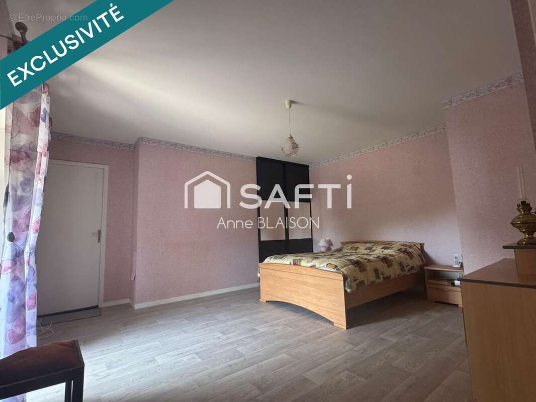 Maison 101 m² à Gorges  - photo 9