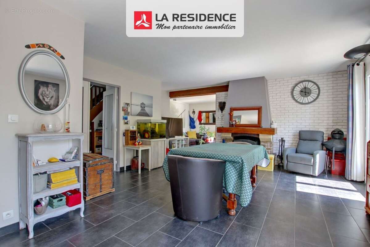 Maison 148 m² à Coignieres  - photo 3