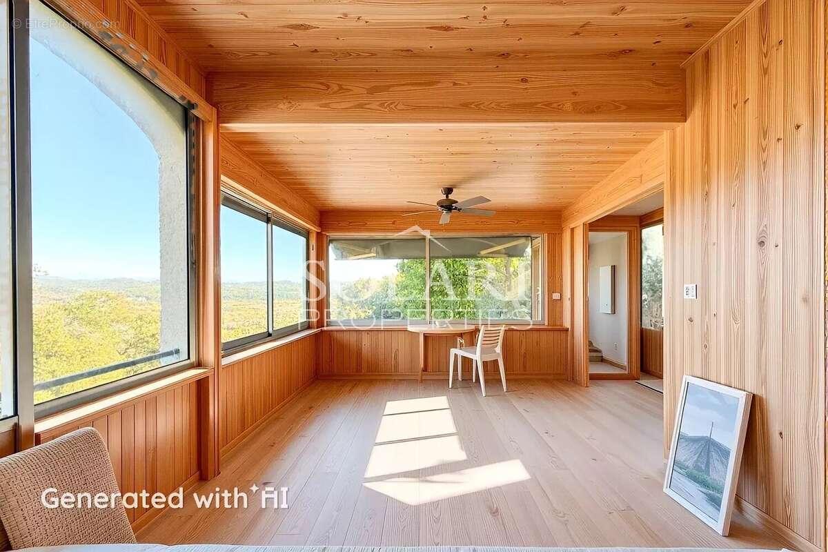 Maison à MANDELIEU-LA-NAPOULE