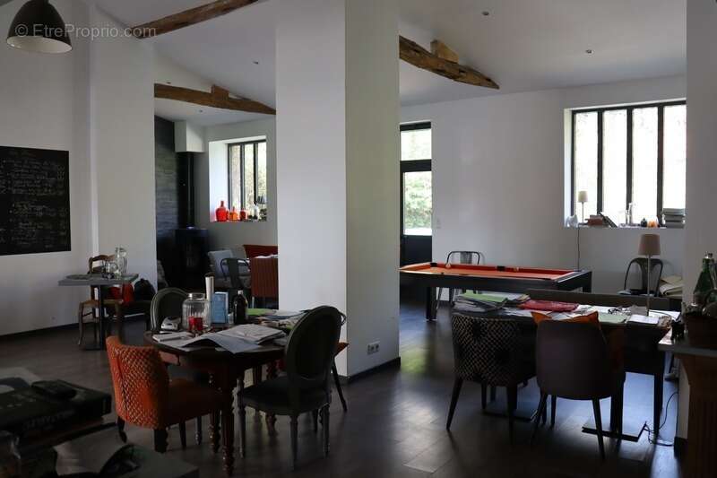 Maison à MONTREVEL-EN-BRESSE