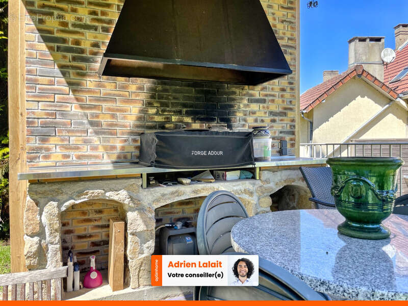 Maison à BERSAC-SUR-RIVALIER