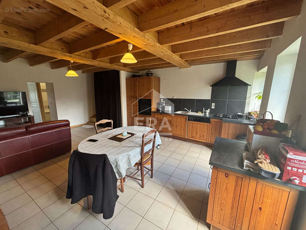 Maison à SAINT-TROJAN