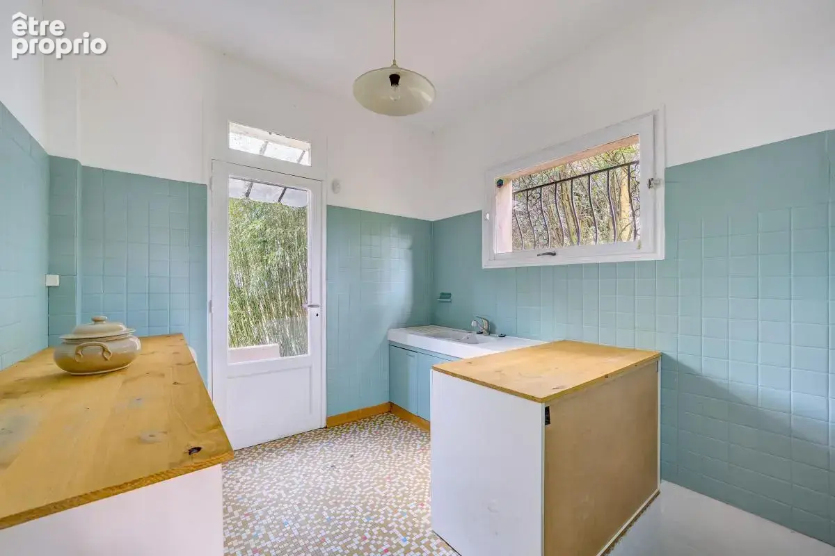 Meulière de 1920 – 153 m² habitable – 5 Chambres - Terrain 1 819 m² - photo 6