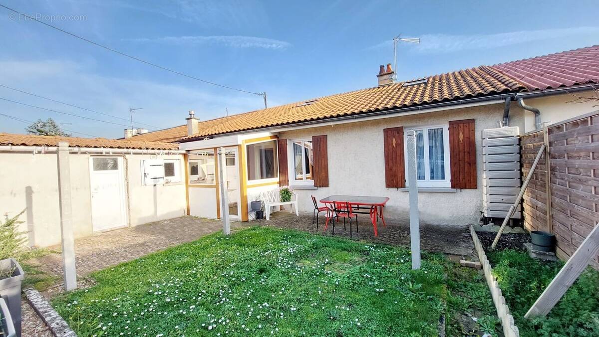 Maison à BEAUMONT