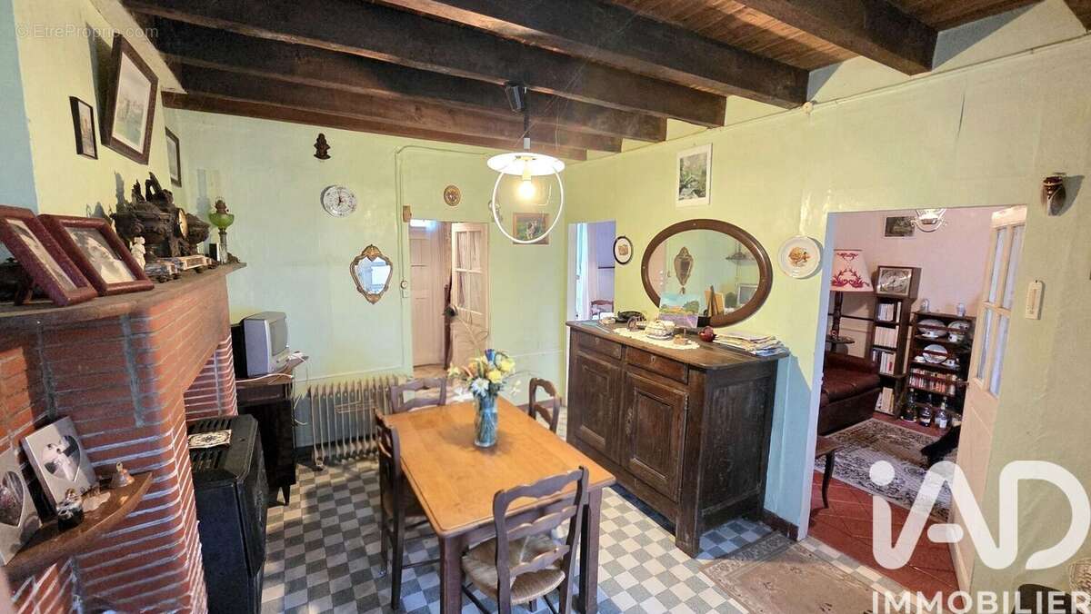 Maison 83 m² à Jouac  - photo 4