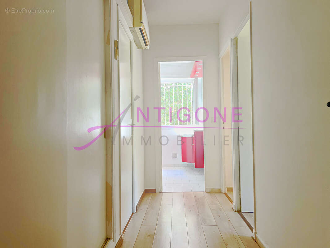 Appartement à SANARY-SUR-MER