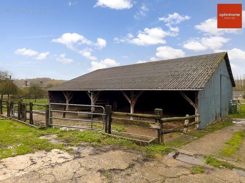 Maison à CORMEILLES