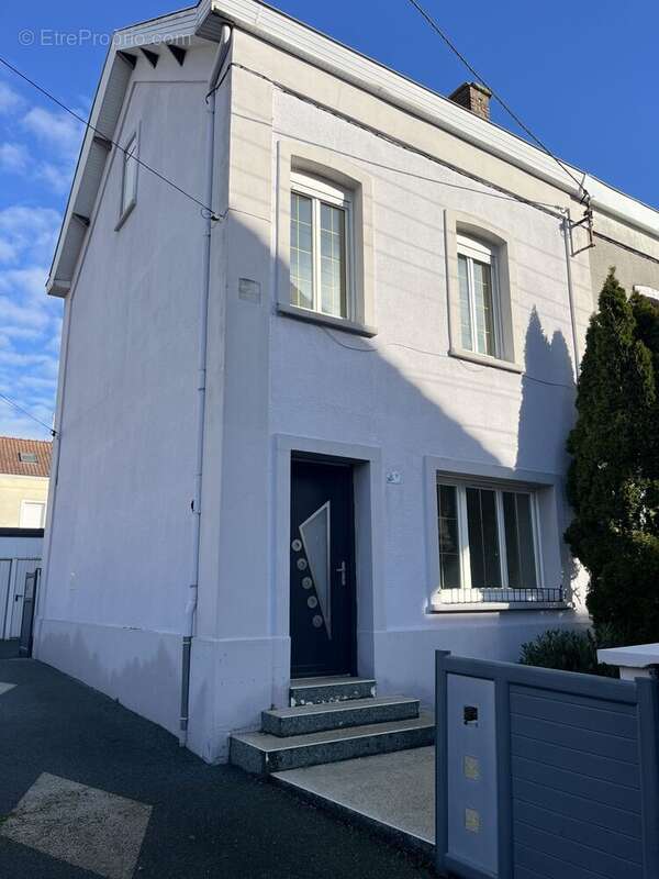 Maison à TRITH-SAINT-LEGER