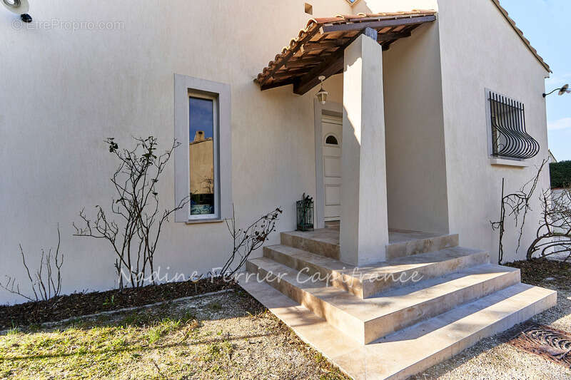 Maison à EYGUIERES
