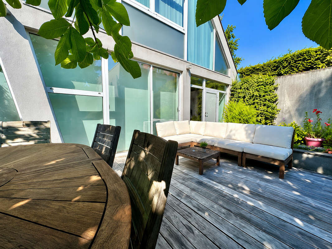 Maison d’architecte 6 pièces avec jardin, T2 indépendant - photo 11