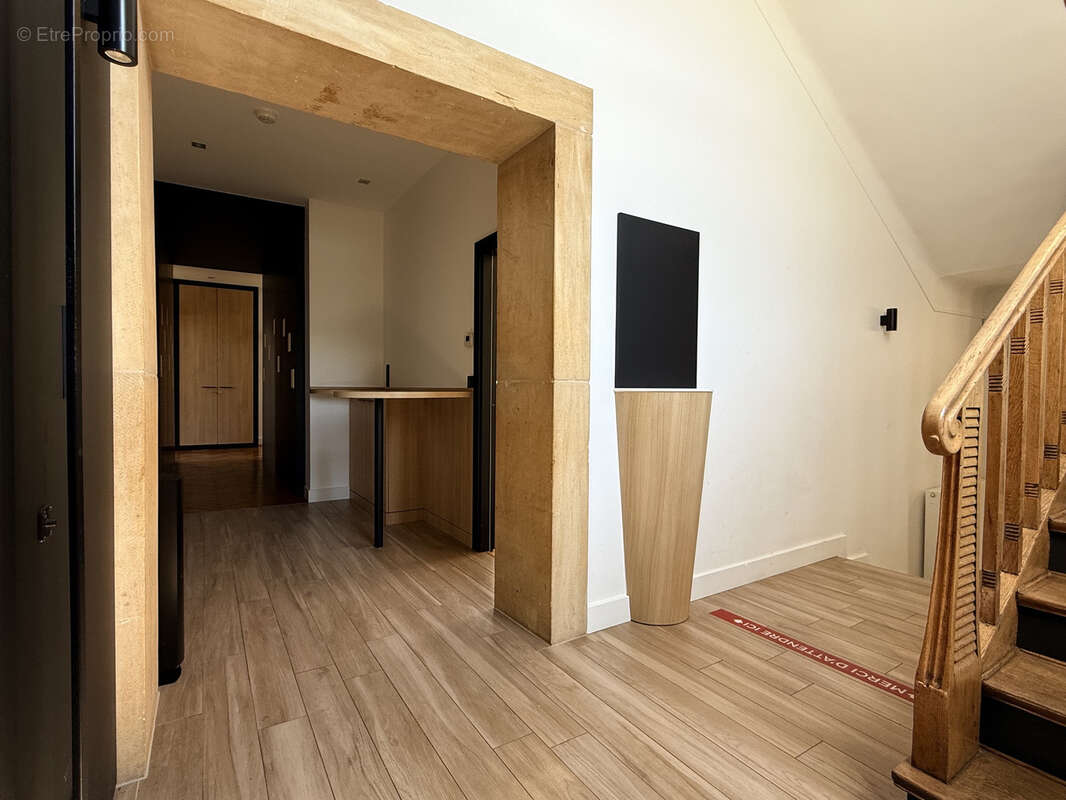 Maison à CHATEL-SAINT-GERMAIN