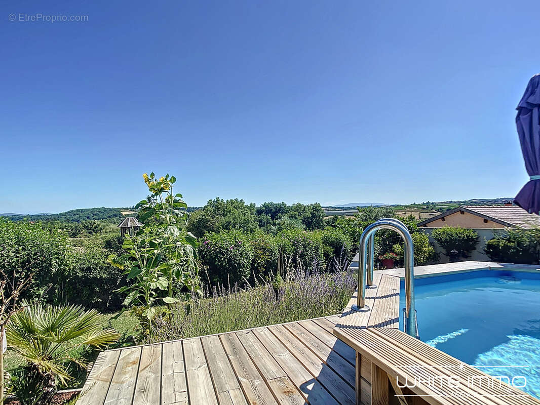 'sous l'olivier' - vente en exclusivite, chaponost, maison ancienne 171 m2, terrain 768 m2, piscine, dependanc - photo 4