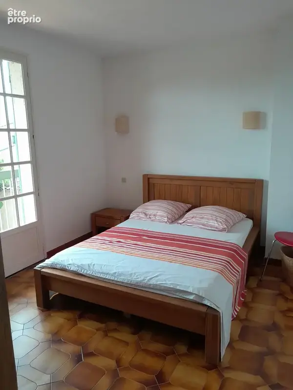 Maison t5 avec piscine, dependance et garage - photo 11