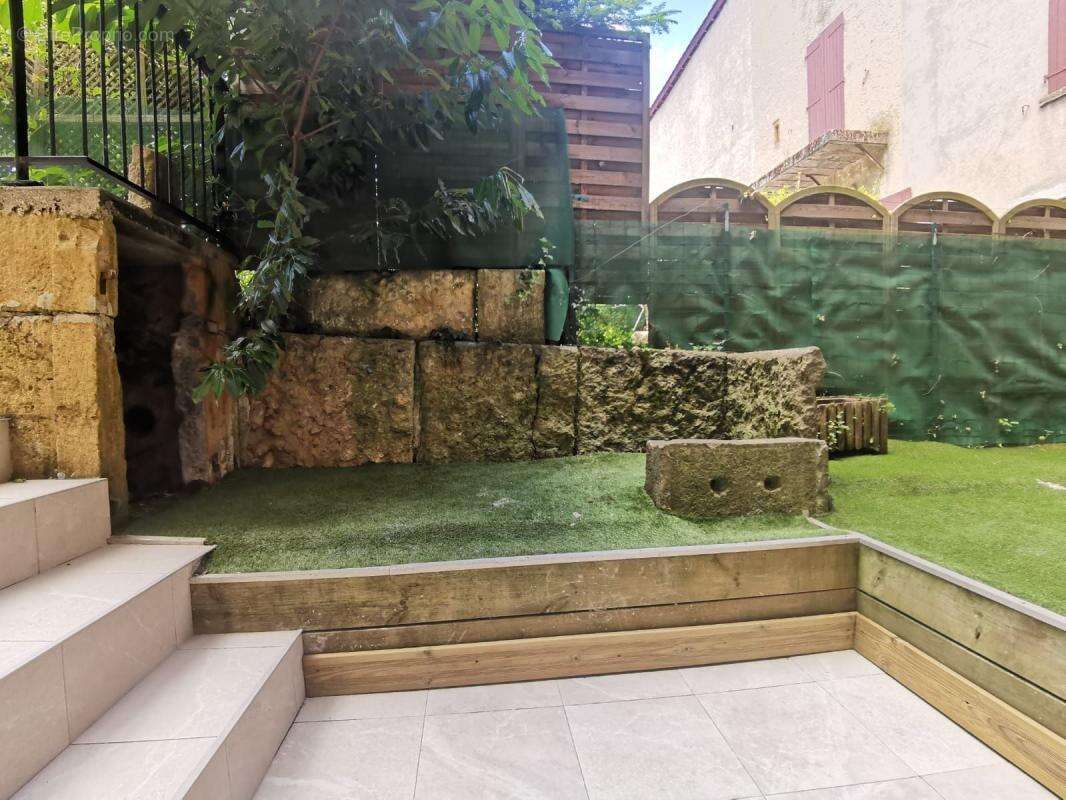 Appartement à SAVIGNY