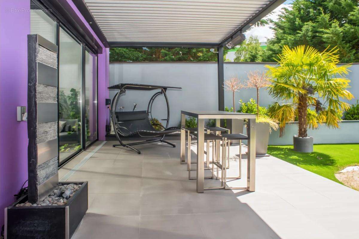 Maison à PRINGY