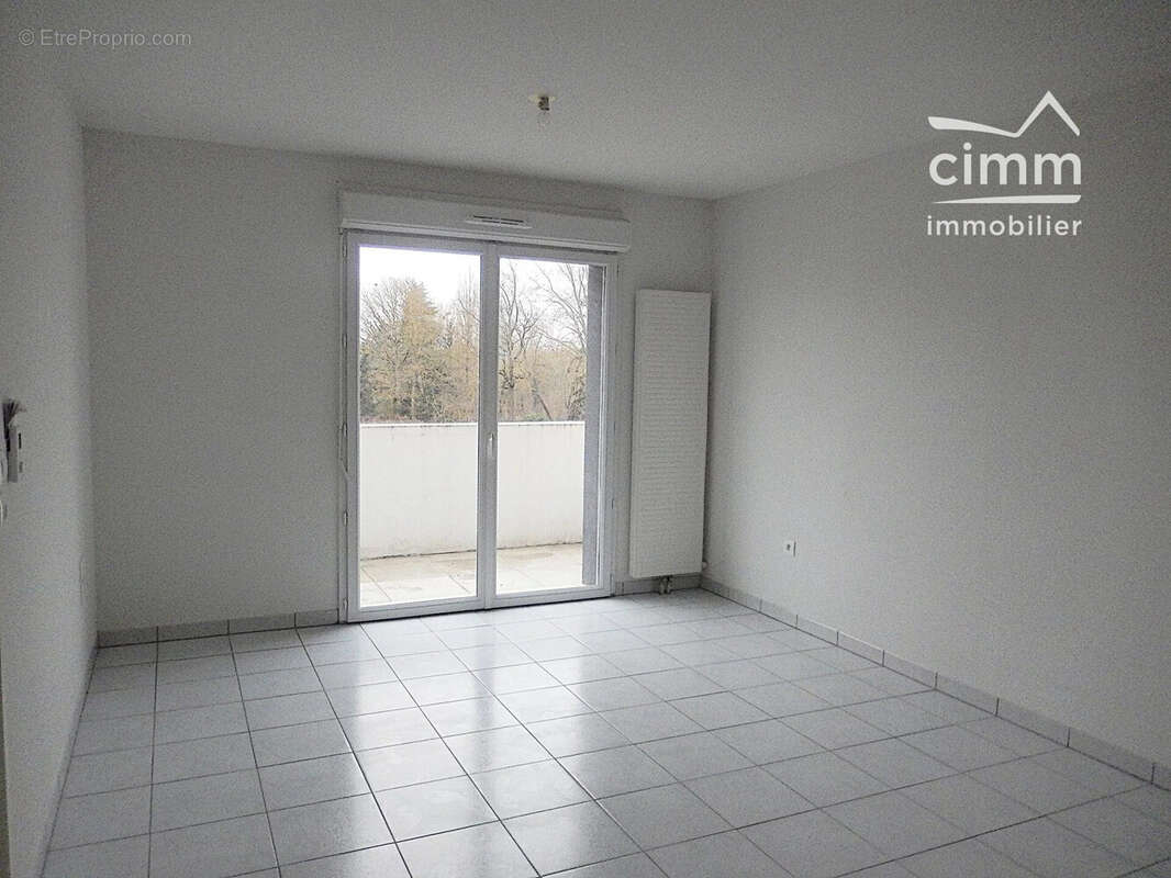 Appartement à AMILLY