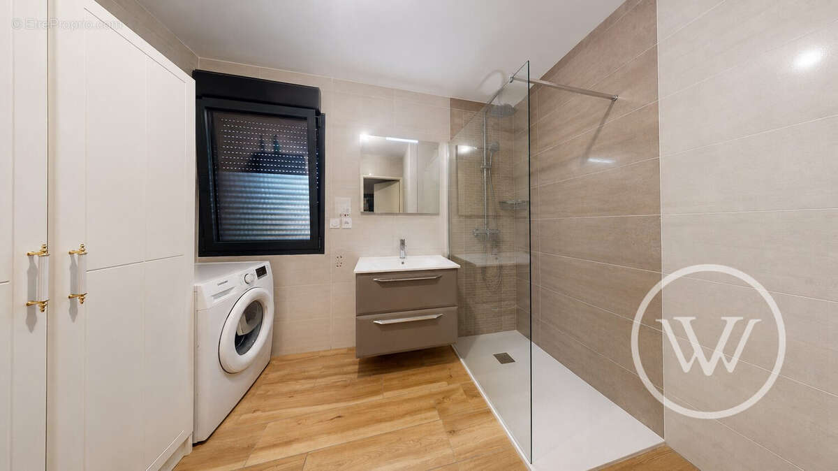 Maison 115 m² à Saint-Clair-Du-Rhone  - photo 7