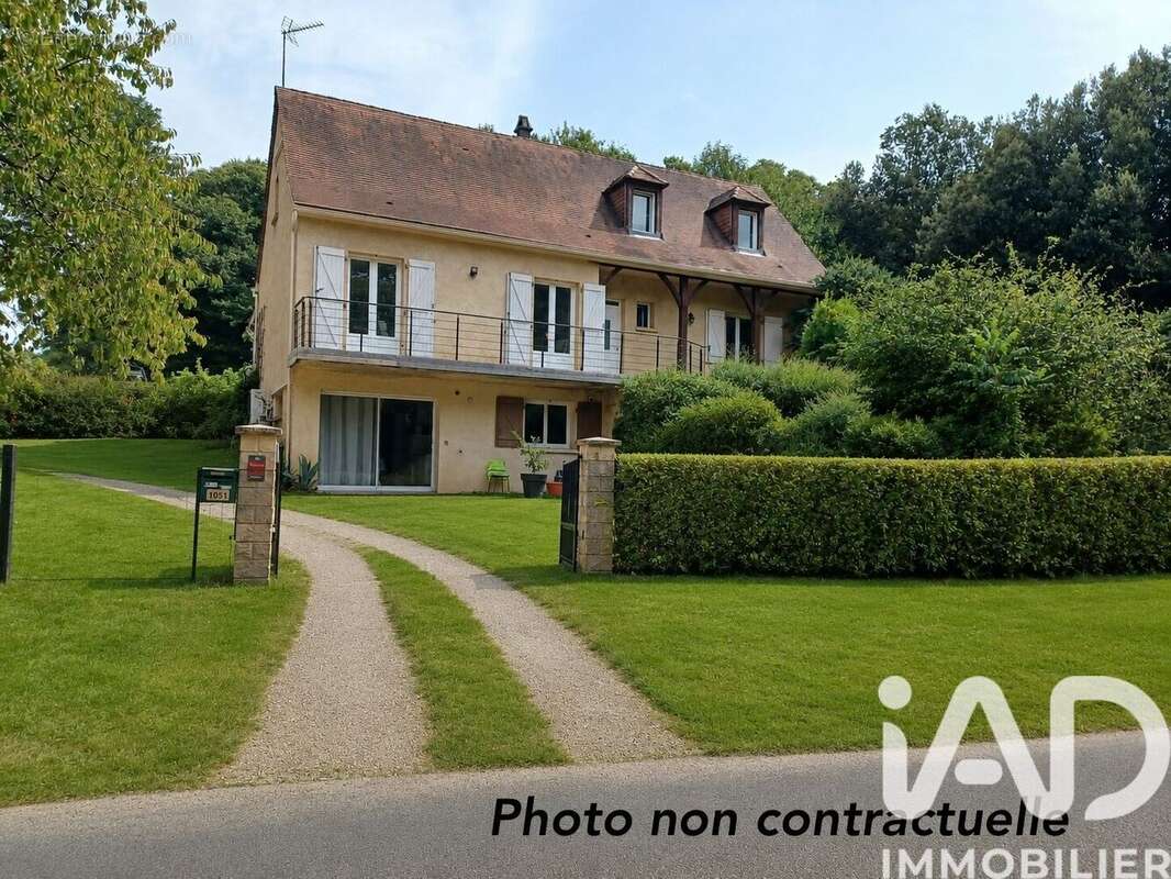 Maison 180 m² à Saint-Crepin-Et-Carlucet  - photo 3