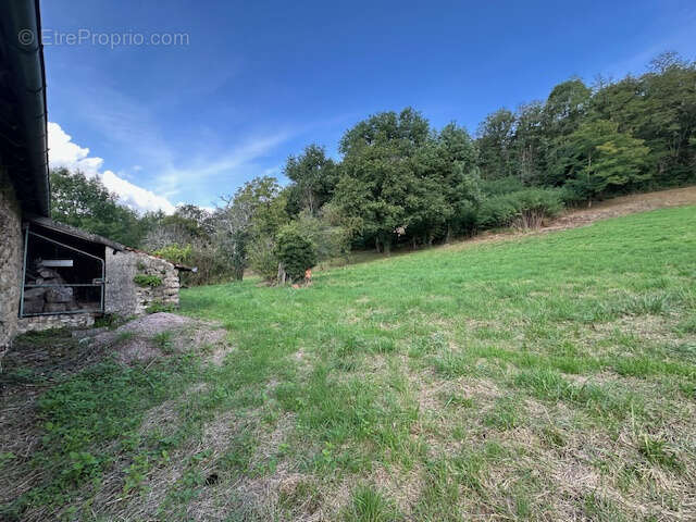 Maison à POUQUES-LORMES