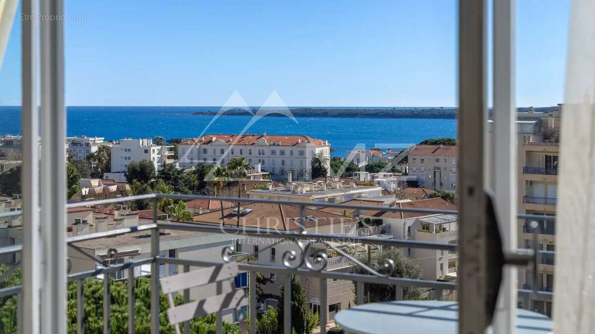 Appartement à CANNES