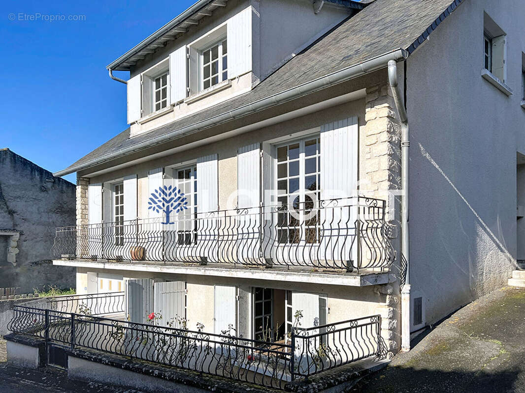 Maison à SAINT-LOUP-LAMAIRE