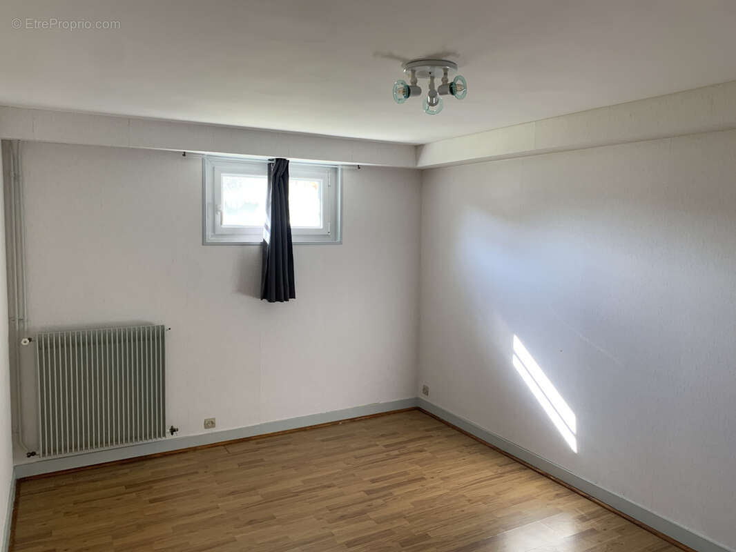 Maison à CHATELLERAULT