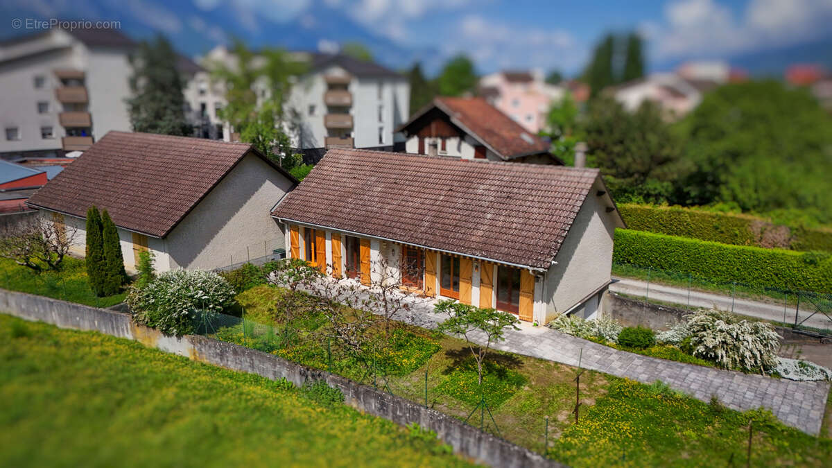 Maison à GIERES
