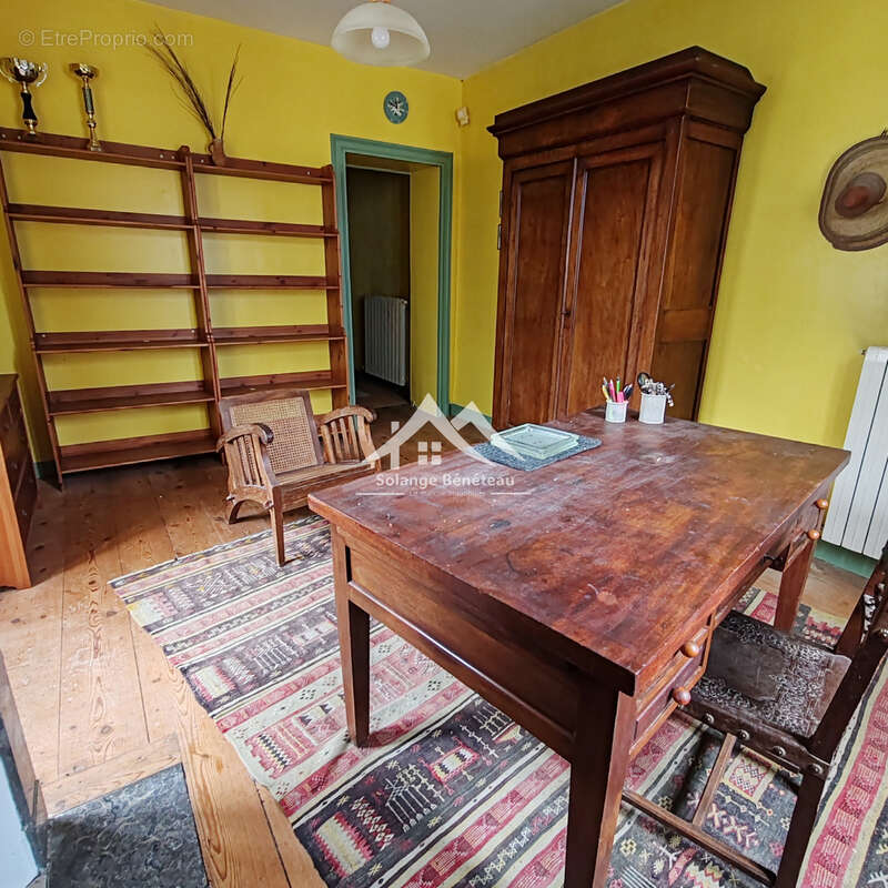 Maison à VILLEFRANCHE-DU-QUEYRAN