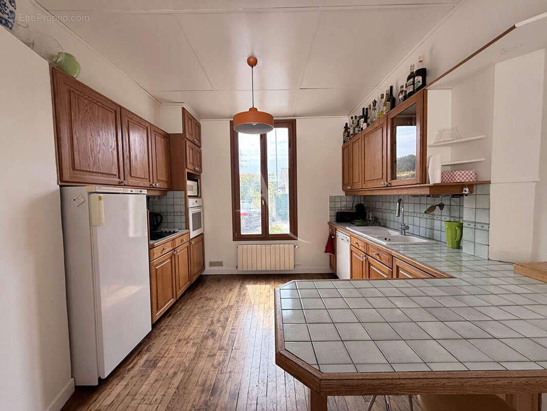 À vendre - Chelles : maison de caractère où l'ancien rencontre le contemporain - photo 4