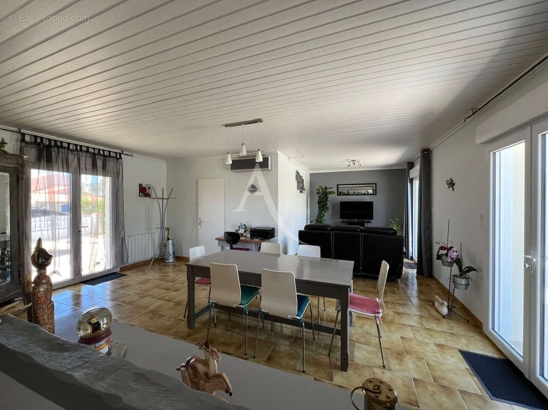 Maison à LE BERNARD