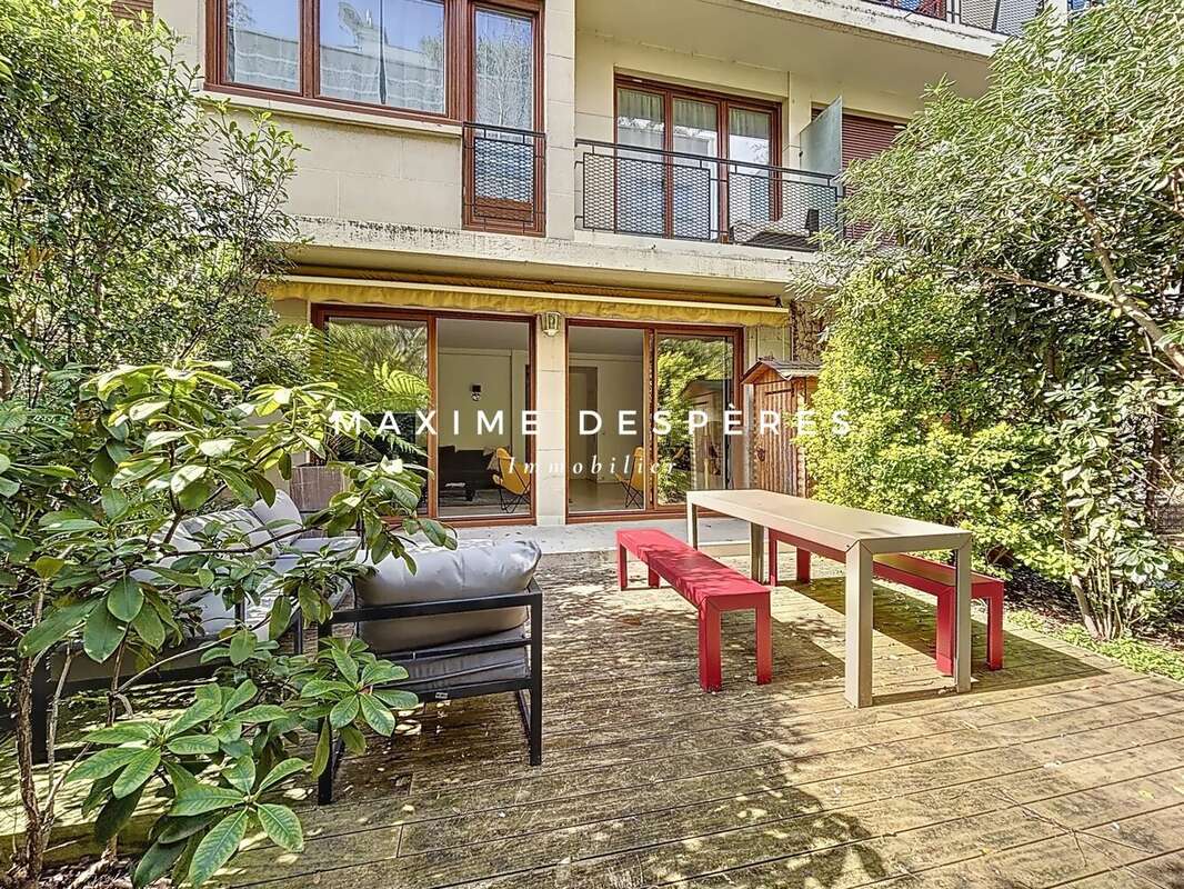 Appartement à NEUILLY-SUR-SEINE
