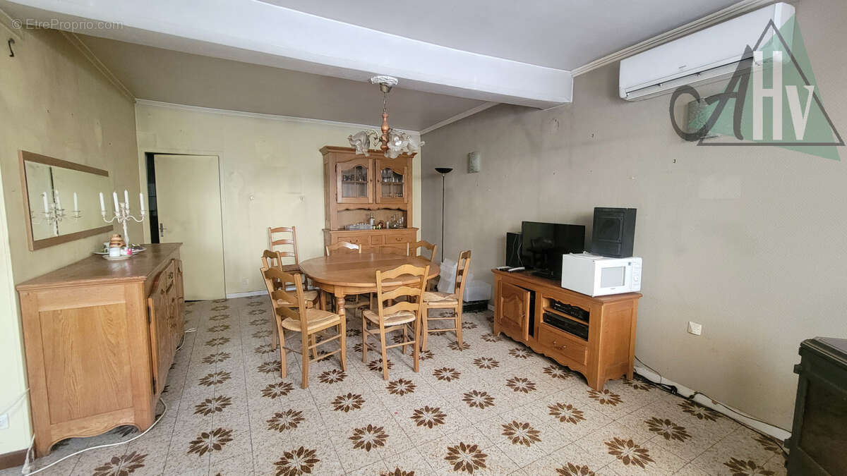Maison à LUISETAINES