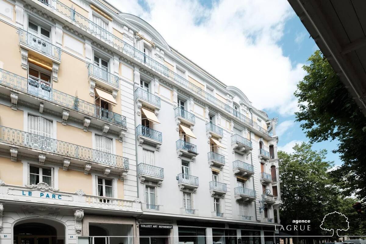   - Appartement à VICHY